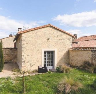 Montamise House | Le gite du puits