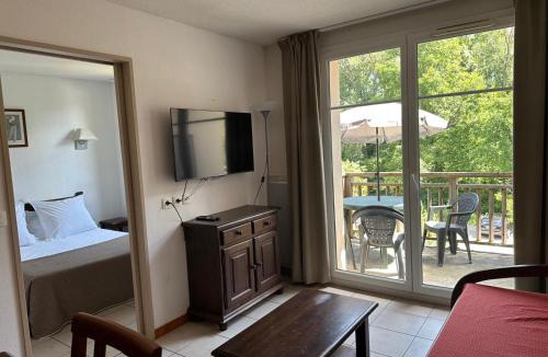 Sainte-Marie-la-Blanche Apartment | Le Green
