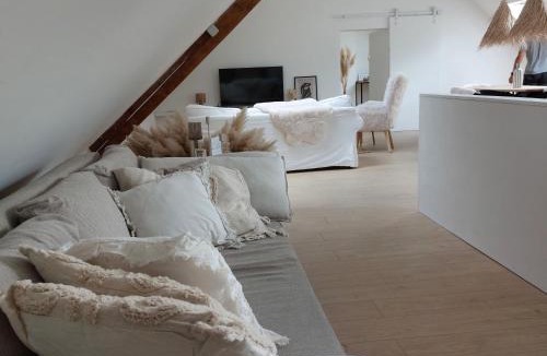 Trois-Ponts Apartment | Le Grenier