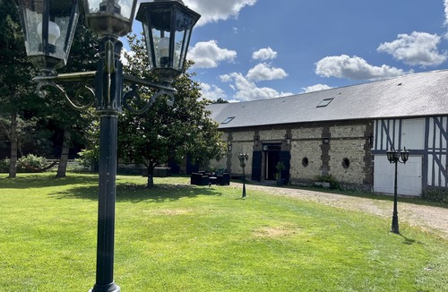 Ouilly-le-Vicomte House | Le Grenier D'ouilly au Cœur du Pays Dauge