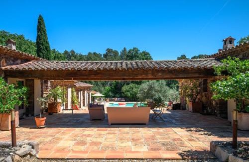 Callas House | Le Jas du Romarin