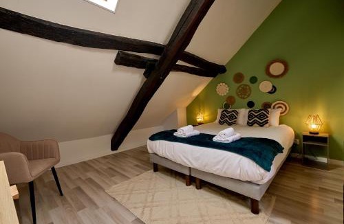 Nevers Apartment | "Le Julitte" le logement hyper cosy avec 3 chambres en hyper centre ville