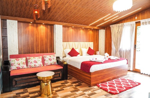 Ooty Hotel | Le Karaj Meadows