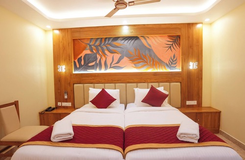 Kalapettai Hotel | Le Kumar Residency