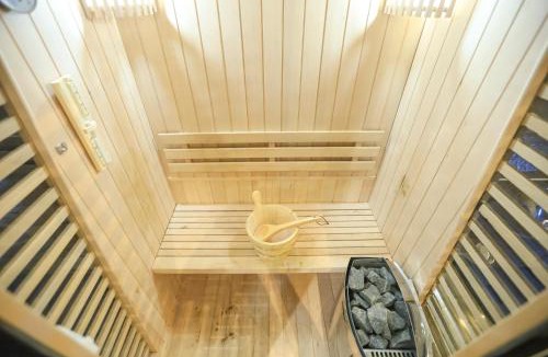 Saint-Roch - Badouillere - Chavanelle Apartment | Le Legendary Spa, hypercentre avec sauna, balnéo et wifi par SOVALFI