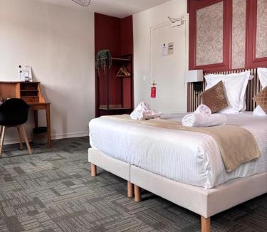 Bernay Hotel | Le Lion dOr Hôtel de Charme et centre ville de Bernay