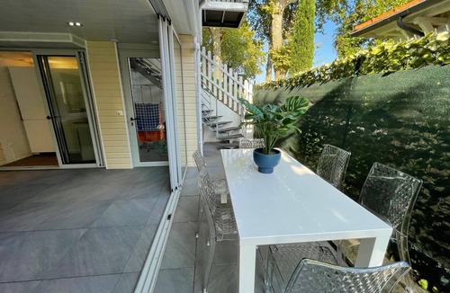 Arcachon Apartment | Le Loft Mauresque Downtown Heated Indoor Pool