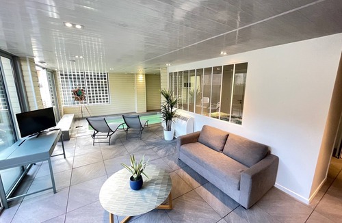 Arcachon Apartment | Le Loft Mauresque Downtown Heated Indoor Pool