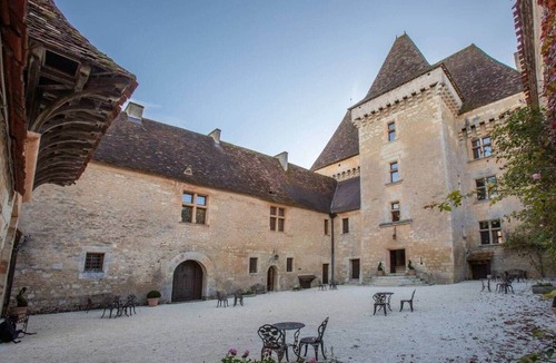 Saint-Laurent-des-Batons House | Le Logis des Manuscrits - Château de Saint Maurice
