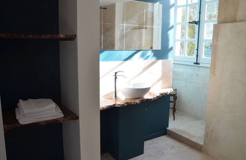 Saint-Savin Hotel | Le logis de l'abbaye de Saint Savin