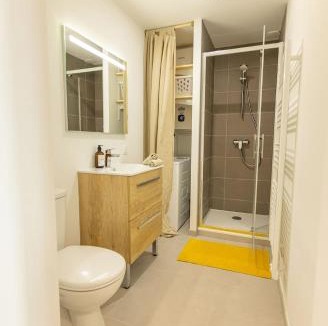 Centre Ville Apartment | Le Marcel, pretty 1 room apartment next to Antique Theater