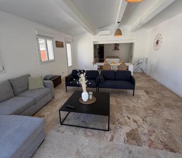 Barbentane House | Le Mas D'Agathe