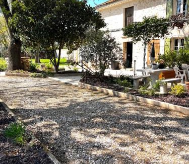 Plan-d'Orgon House | Le Mas d’Aloha