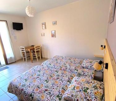 Blars Bed & Breakfast | Le Mas des 3 Anes