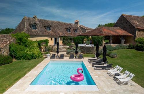 Sainte Croix de Beaumont House | Le Mas