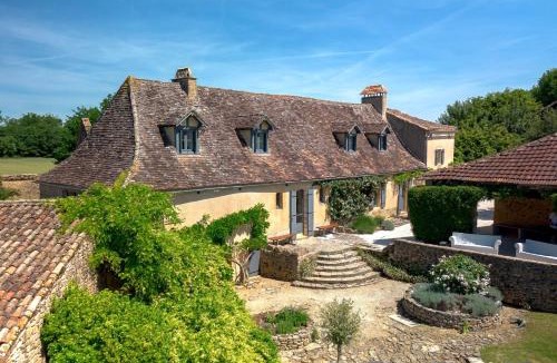 Sainte Croix de Beaumont House | Le Mas