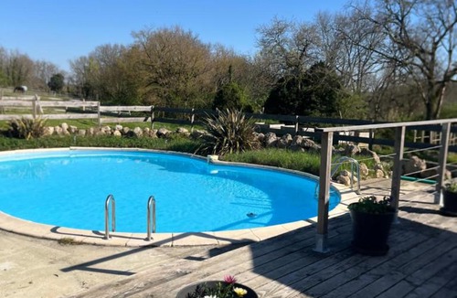 Gueyze House | Le Merlat Gite