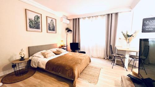Saint Philippe Apartment | LE MIRAMAR Nice - Clim, Parking, Wifi et piscine