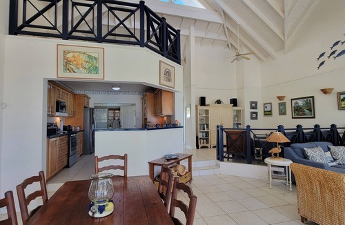 Lowlands Villa | Le Mistral, a tranquil, tastefully decorated escape