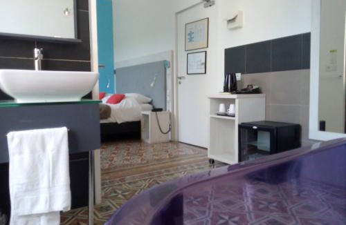 Saint-Paul-le-Jeune Bed & Breakfast | Le Moderne