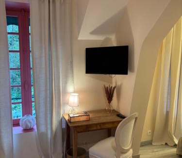 Molineuf House | Le Molineuf