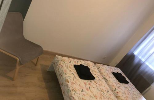 Montaigu-de-Quercy Apartment | Le Montaigu 4 lits parking facile