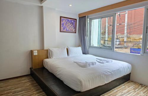 Patong Hotel | Le Moon