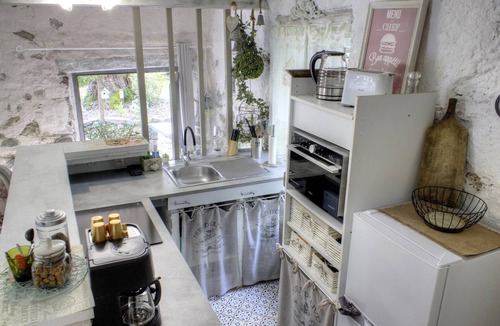 Fontan House | Le Moulin de la Source