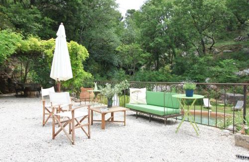Saint-Antonin-sur-Bayon Bed & Breakfast | Le Moulin en Provence