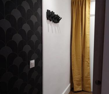 Charleville-Mezieres Apartment | Le Moutarde Chic - 1-bedroom - Downtown - Train station 5 mins