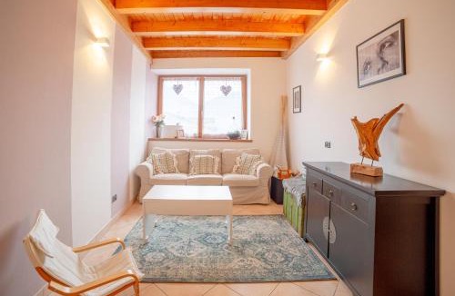Lomaso Apartment | Le Muse, Comano Terme Holiday - piano terra