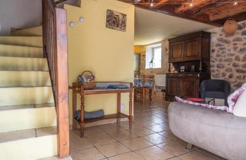 Pereyres House | LE MYRO