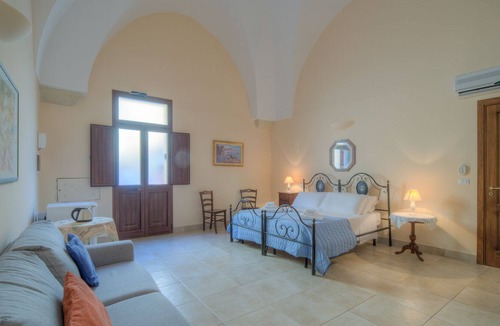 Vernole Apartment | Le Nicchie by Typney