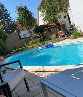 Illkirch-Graffenstaden Apartment | Le nid d'Eve - studio cosy près de Strasbourg avec piscine