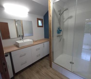 Le Trait House | Le Nid Douillet