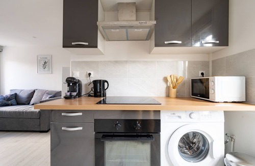 Doullens Apartment | Le Nid du Beffroi - Studio centre Doullens