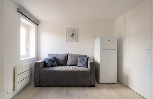 Doullens Apartment | Le Nid du Beffroi - Studio centre Doullens