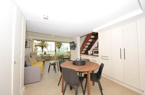 Le Suquet Apartment | le panoramer