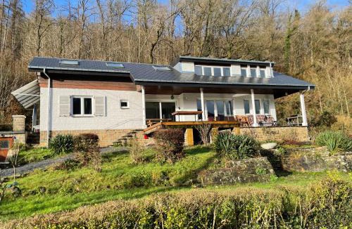 Hastiere-Lavaux House | Le Paradis Mosan