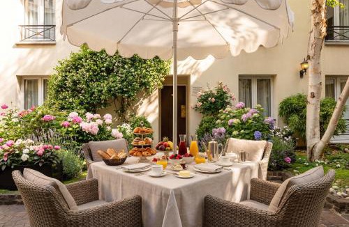 Quartier Sainte-Marguerite Hotel | Le Patio Bastille