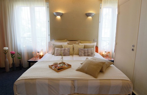 Quartier Sainte-Marguerite Hotel | Le patio Bastille