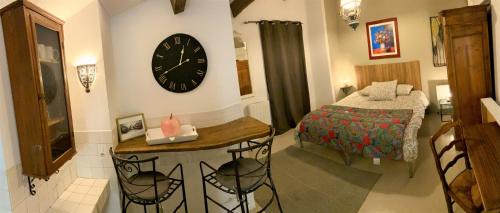 Merindol Bed & Breakfast | Le Perchoir