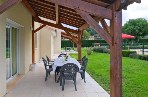 Savignac-les-Eglises House | Le Perchoir Avec Piscine et Clim