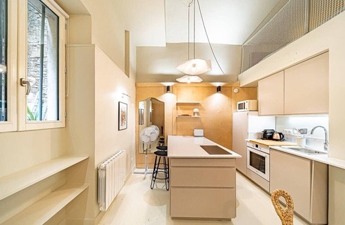 Griffon - Royale Apartment | Le petit Chazette – Quiet apartment on the slopes of Croix-Rousse