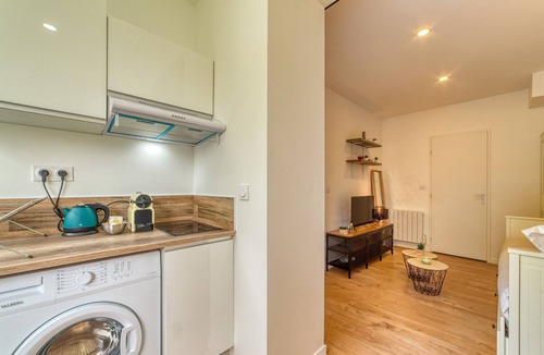 Gerland Apartment | Le Petit Gerland - Agréable à 1 minute du métro B