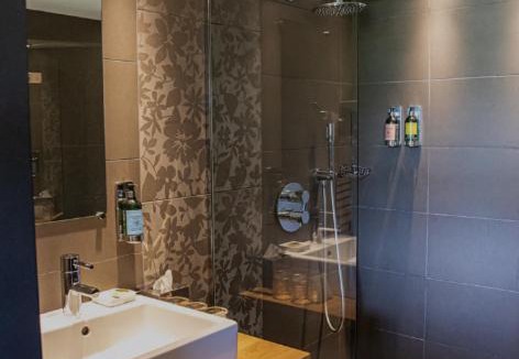 Duingt Hotel | Le Petit Létraz