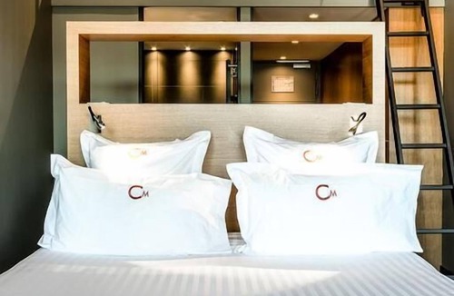Duingt Hotel | Le Petit Létraz