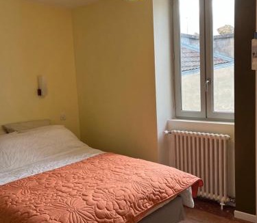 Marcigny Apartment | Le Petit Logis