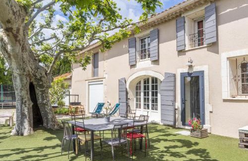 Eyragues Villa | Le Petit Mas Rey