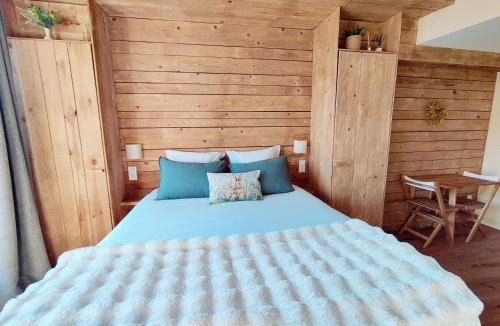 Oingt Bed & Breakfast | Le Petit Oingt de Paradis Chambre d'hôtes